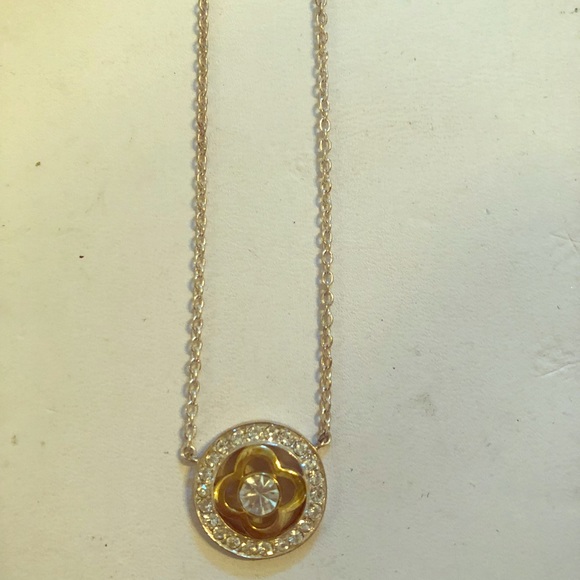 Gold pendant drop - Picture 1 of 3